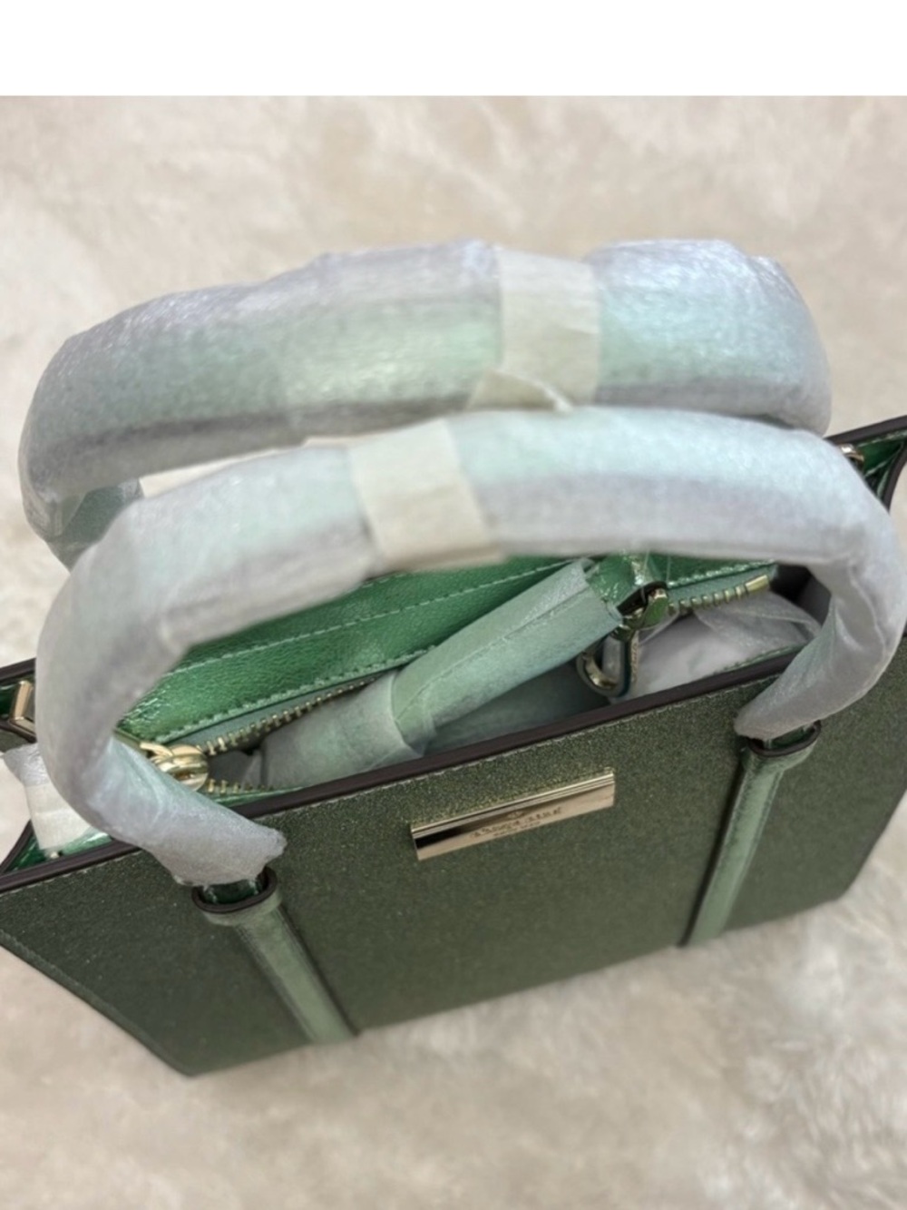 Authentic kate spade Kenzi Green Glitter crossbody tote NWT - Picture 2 of 4